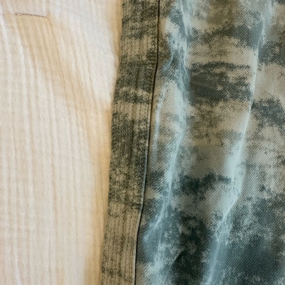 Athleta Farralon joggers in sage print - XS - Picture 5 of 6